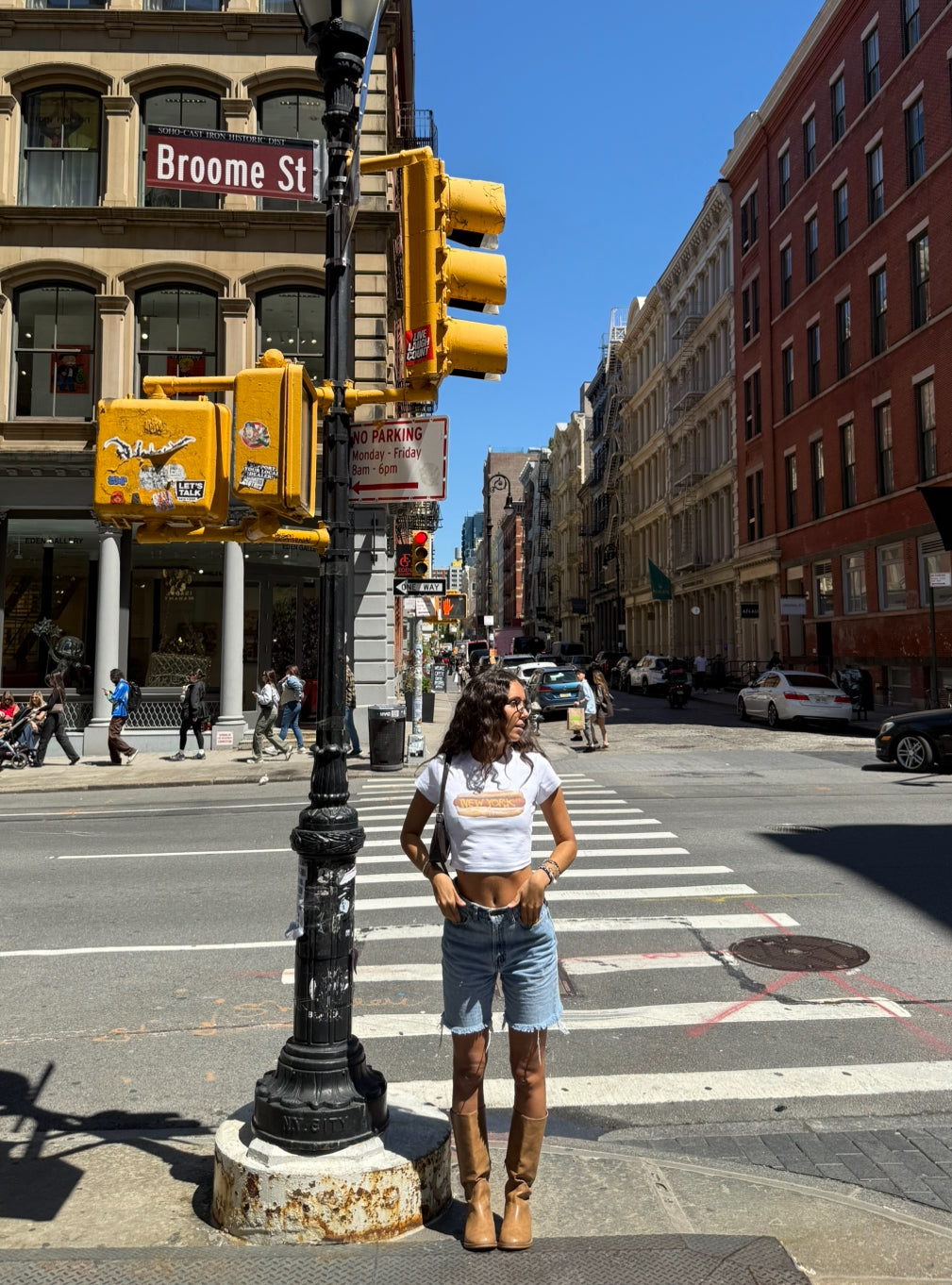 Crop top hot dog NY
